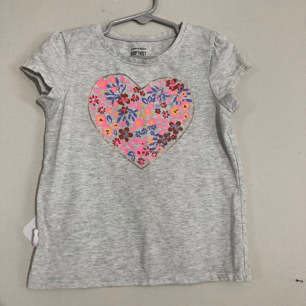 Jumping Beans Softest Tee Girls 4T Grey Excellent Floral Heart Graphic T-Shirt